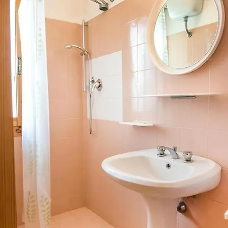 Apartamento N060 - Numana, Con Garage A 100mt Dal Mare