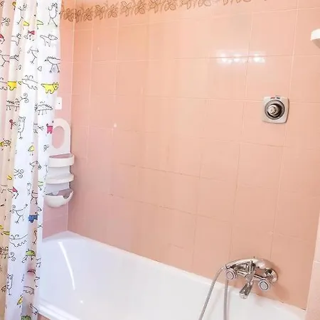 N060 - Numana, Con Garage A 100mt Dal Mare *